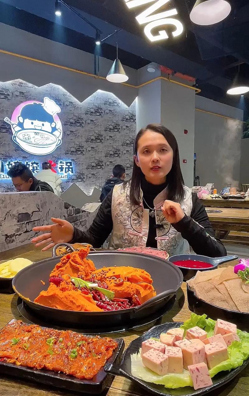 楚雄美食新地标 昆百大楚悦广场探味指南